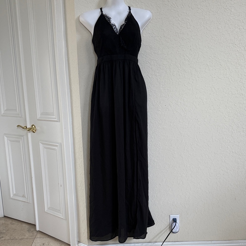 Elegant Black Halter Maxi Dress
